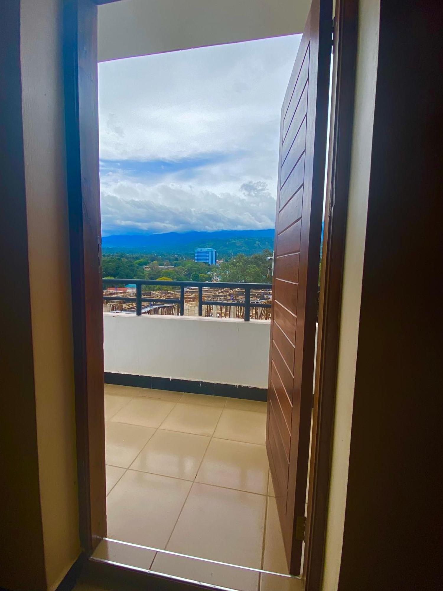 Апартаменты Arusha Mountain Views Экстерьер фото